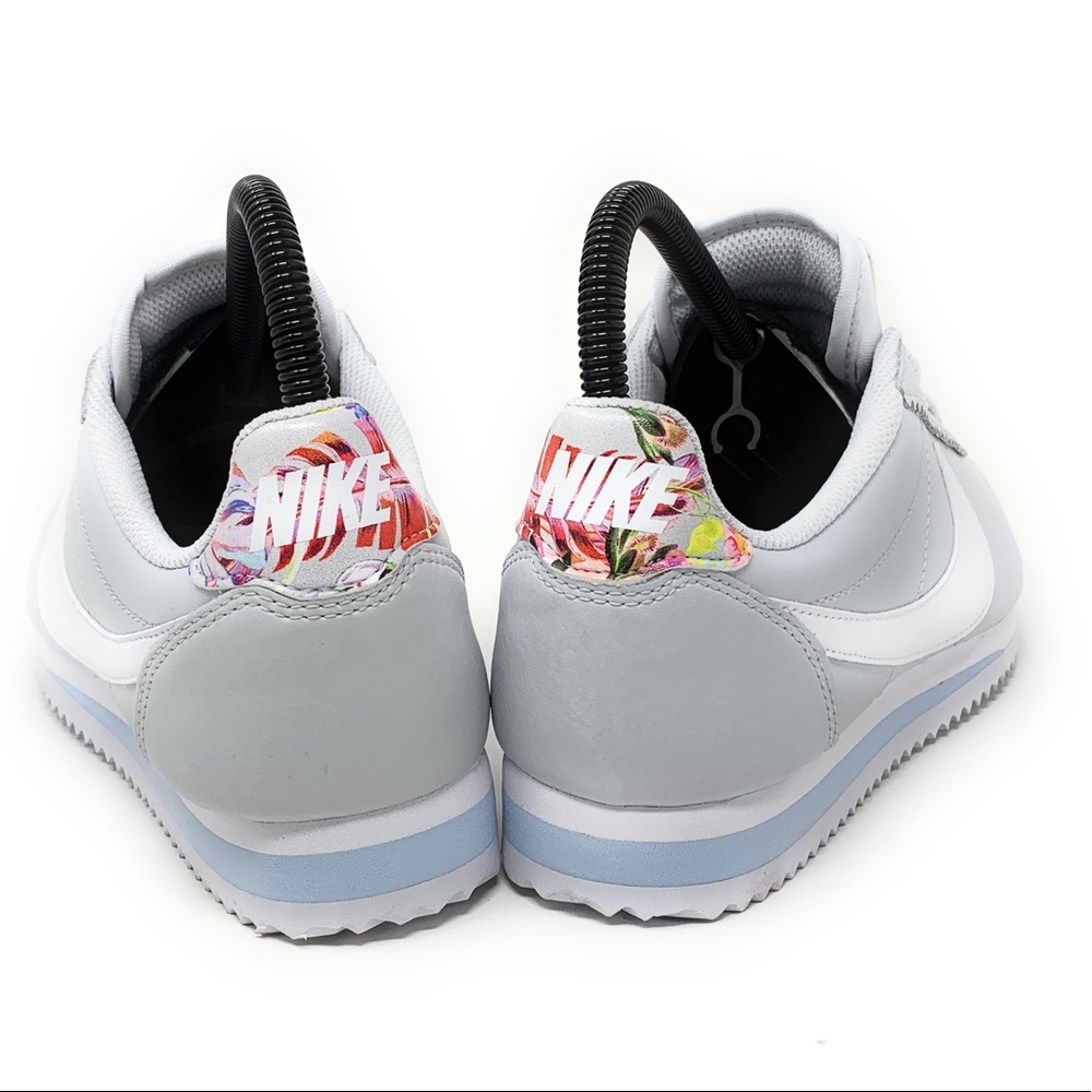 WMNS Classic Cortez Nylon "Pure Platinum/White - Picture 5 of 7